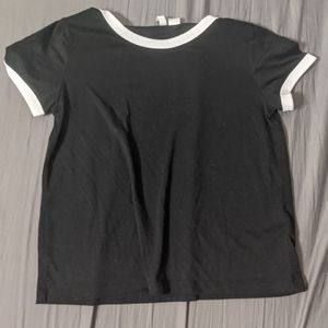 Cropped tee